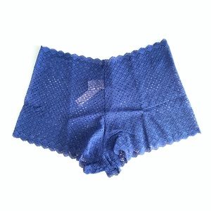 VS NWT XSmall Lace Panty